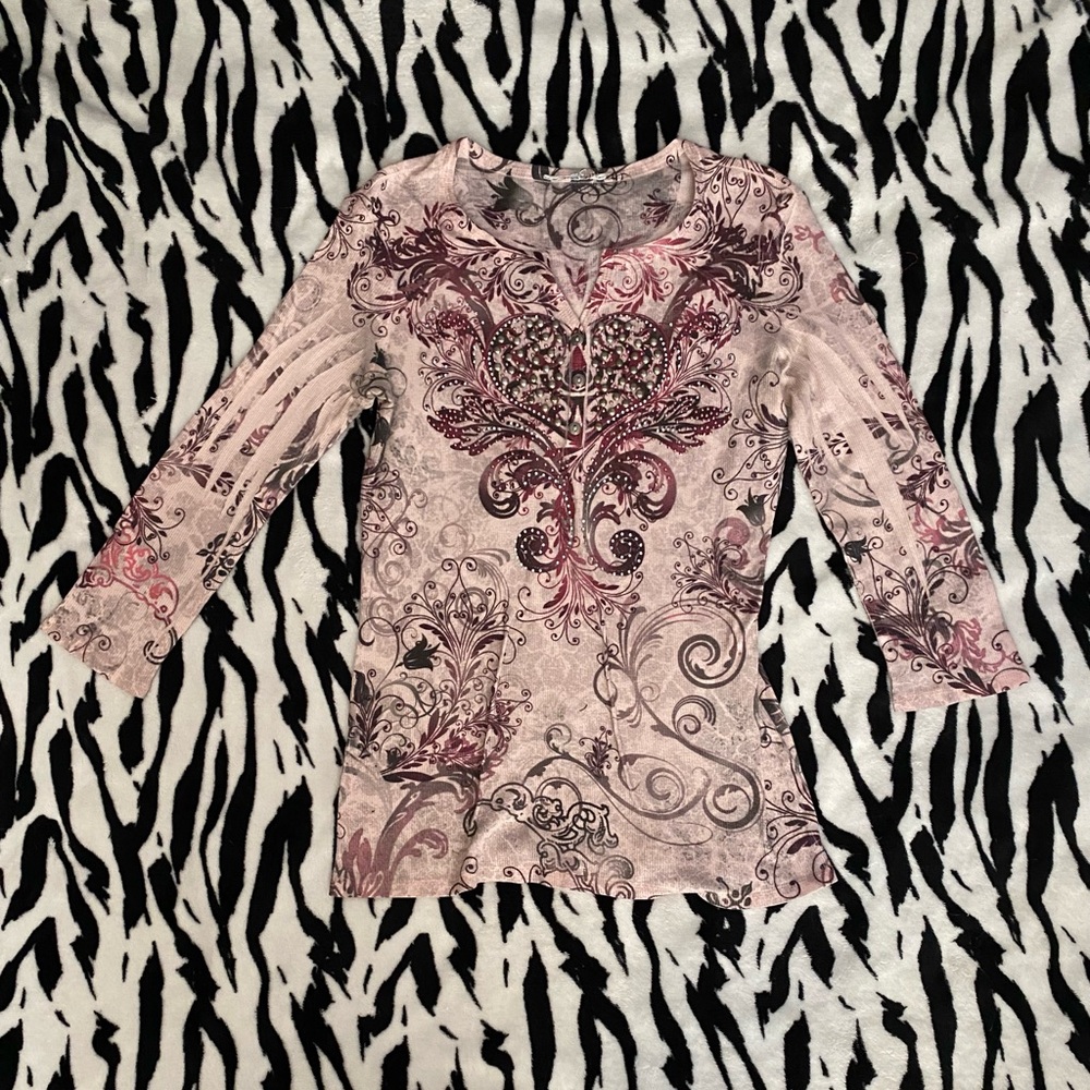 Bedazzled paisley quarter sleeve shirt